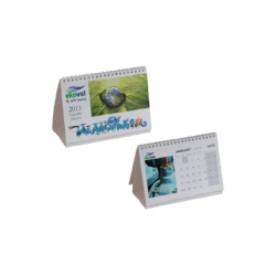 Üçgen Masa Takvimi