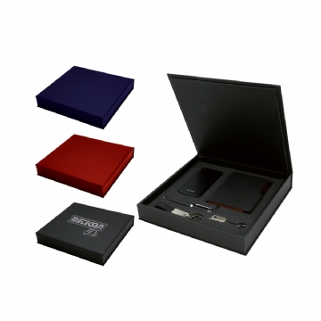 Kutulu Set - (Defter Roller Powerbank Flash Anahtarlık)